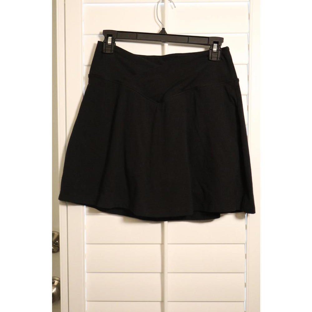 Pink by Victoria’s Secret black skort size Large
